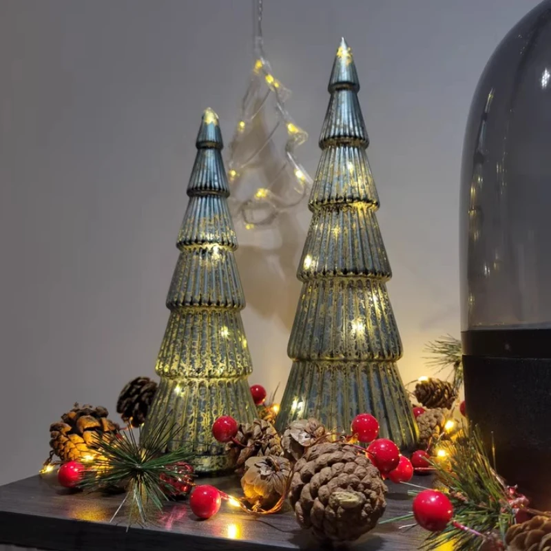 Top Glass Christmas Ornaments That Brighten Your Holiday Decor and Delight Kids